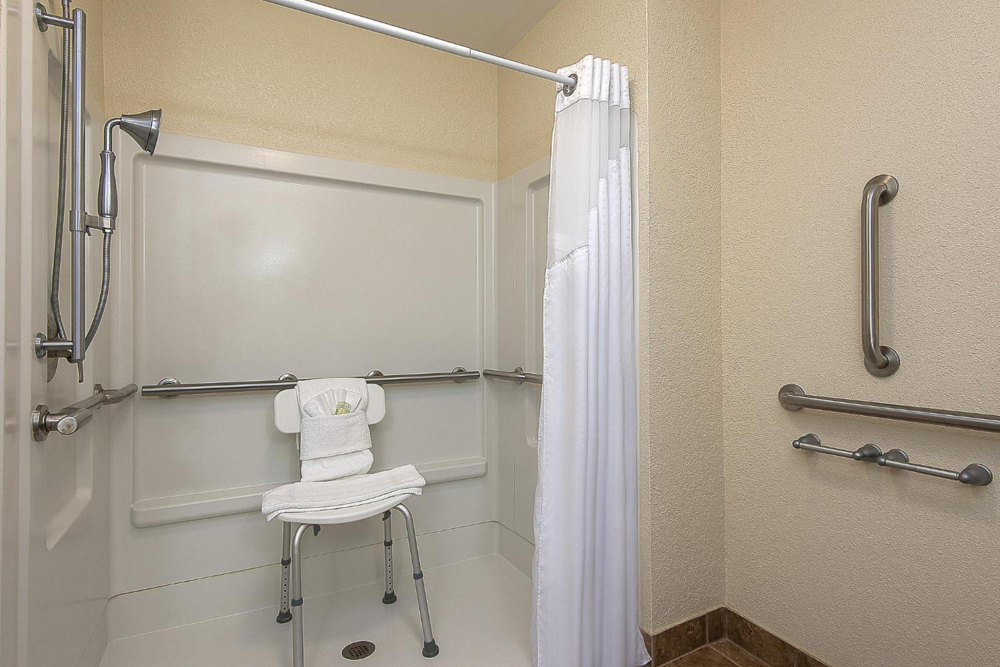 Holiday Inn Express And Suites Lafayette East By Ihg Ngoại thất bức ảnh