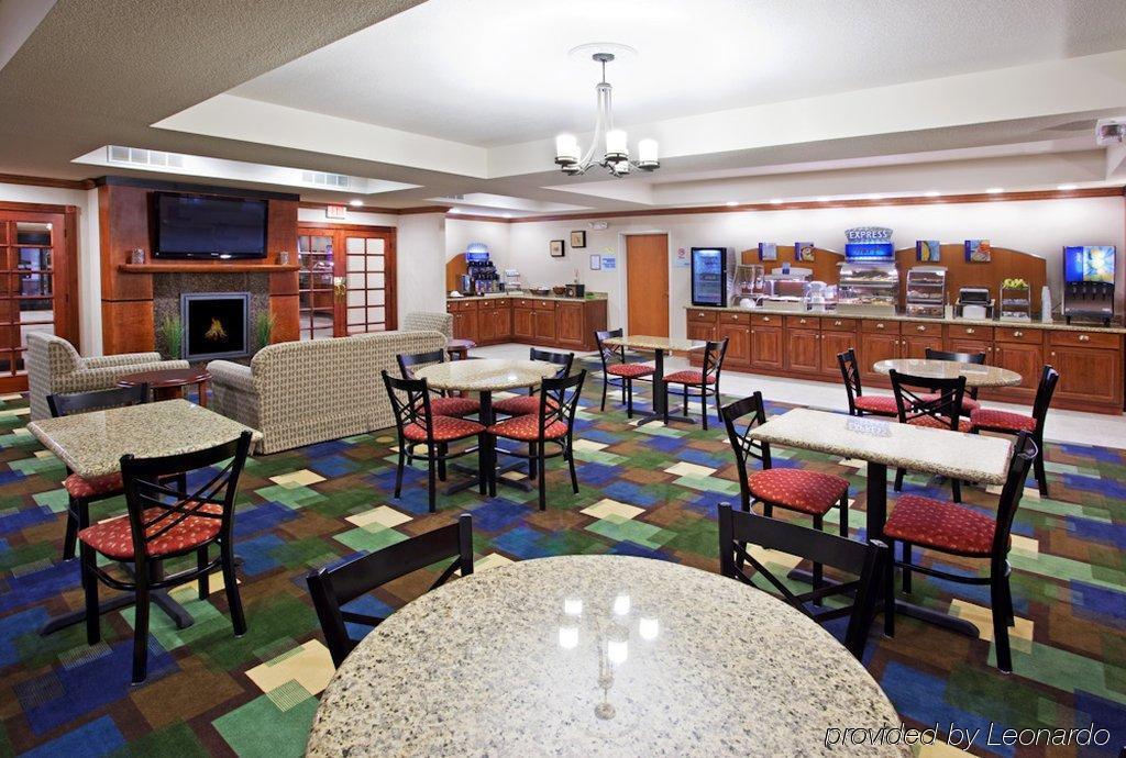 Holiday Inn Express And Suites Lafayette East By Ihg Ngoại thất bức ảnh