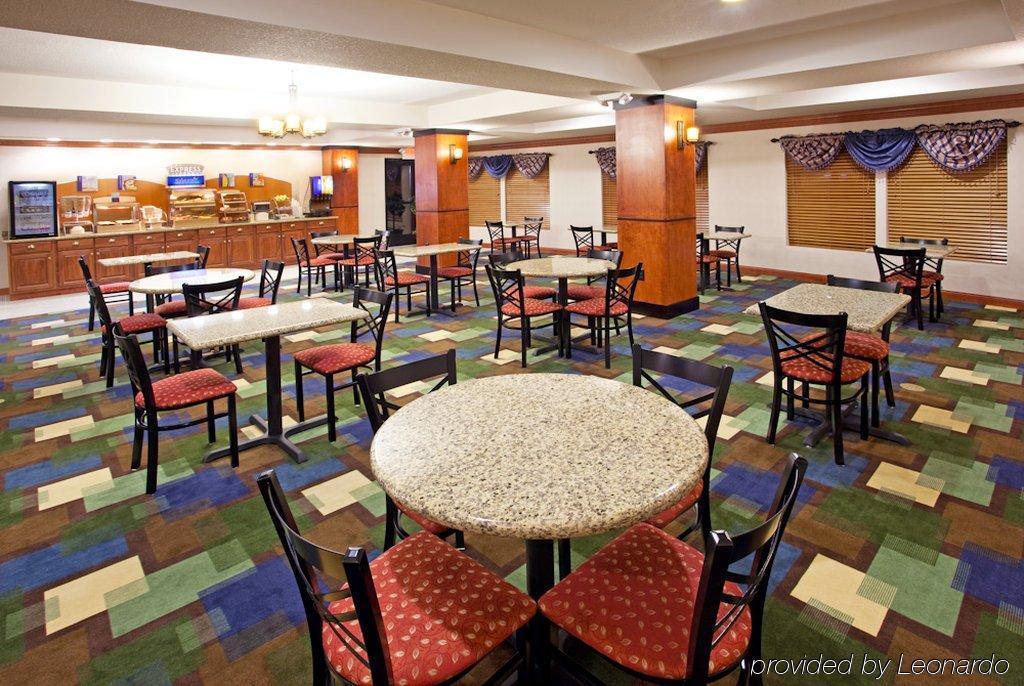Holiday Inn Express And Suites Lafayette East By Ihg Ngoại thất bức ảnh
